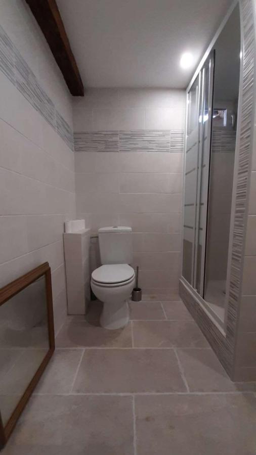 3 Pieces Neuf 65 M² Apartamento Rigaud Exterior foto